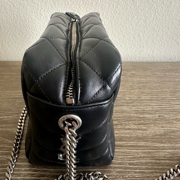 Saint Laurent
Lou leather handbag
Very good condition - Picture 6 of 11